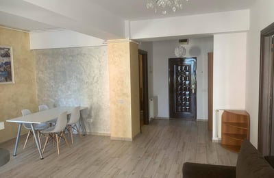 Rental of a comfortable 2-room apartment, 80 m², Mamaia, Constanța, Romania